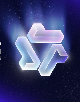 带有科技感的蓝紫色3D立体几何标志，背景为深蓝色星空，疑似阿里万相2.1视频生成模型的品牌标识，用于展示其开源视频生成技术的视觉元素。